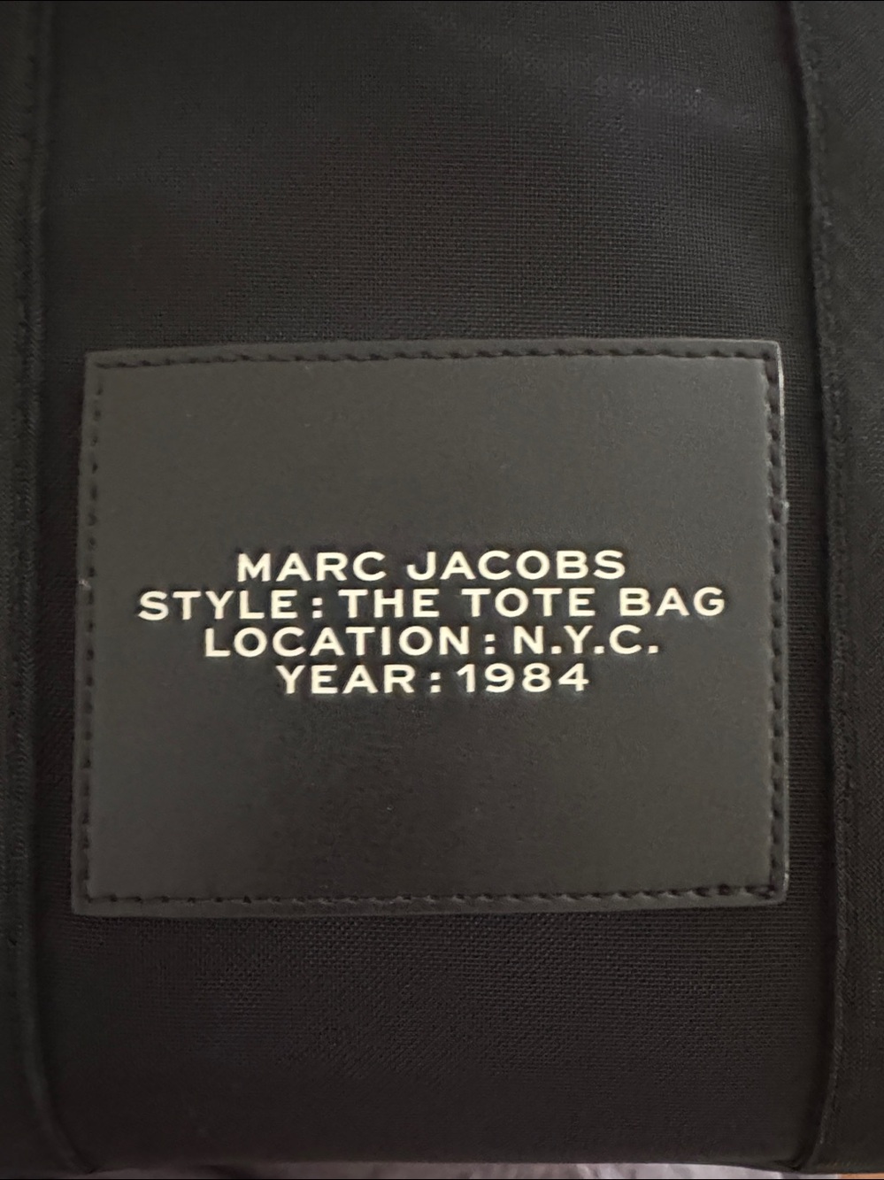 Marc Jacobs Mesh 'The Tote' Bag- Medium Size - Picture 3 of 12